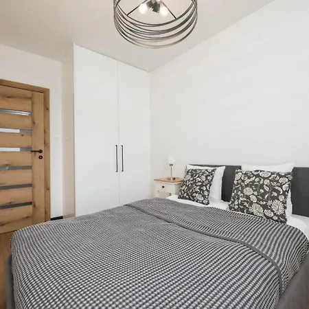 Apartament Old Town - Air Con&parking - By Rentujemy *