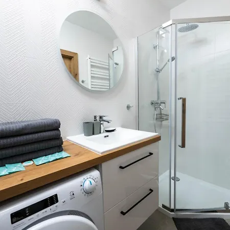 Old Town - Air Con & Parking - By Rentujemy * Poznan